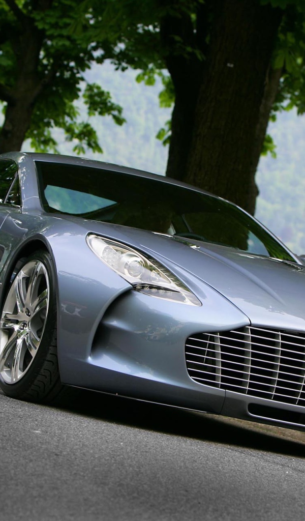 Надежная машина Aston Martin one 77