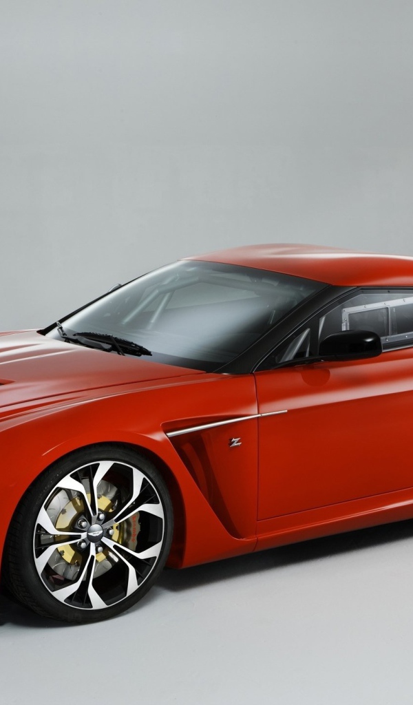 Новая машина Aston Martin zagato