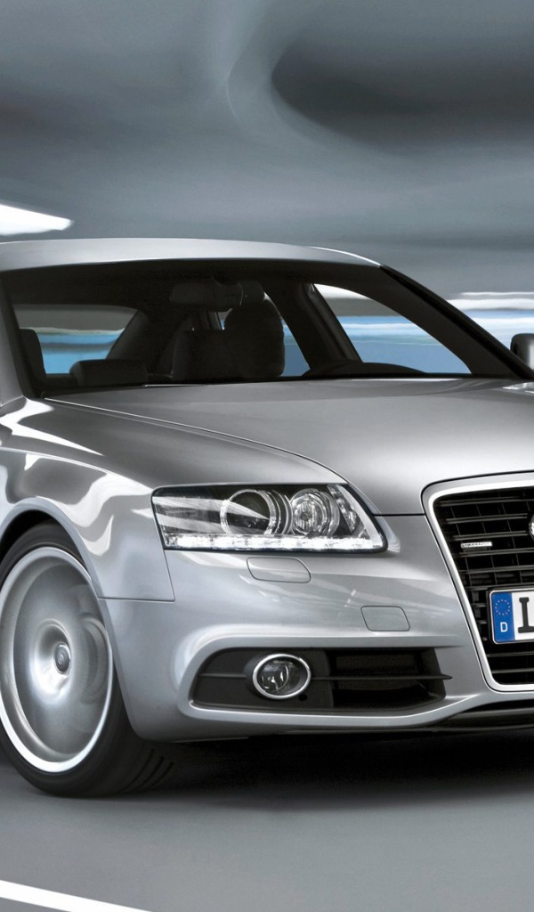 Красивый автомобиль Audi a6