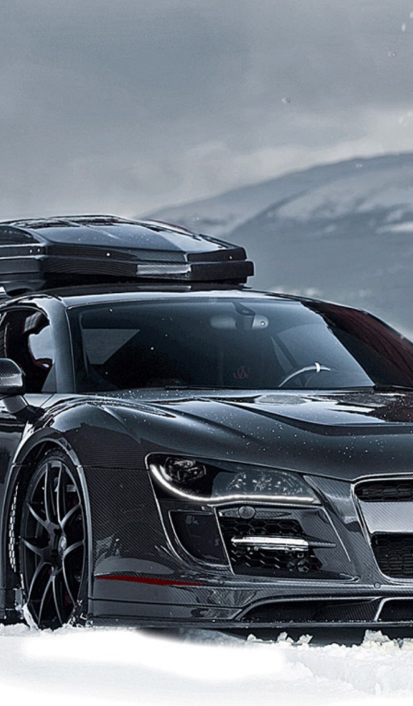 Автомобиль марки Audi модели 2013