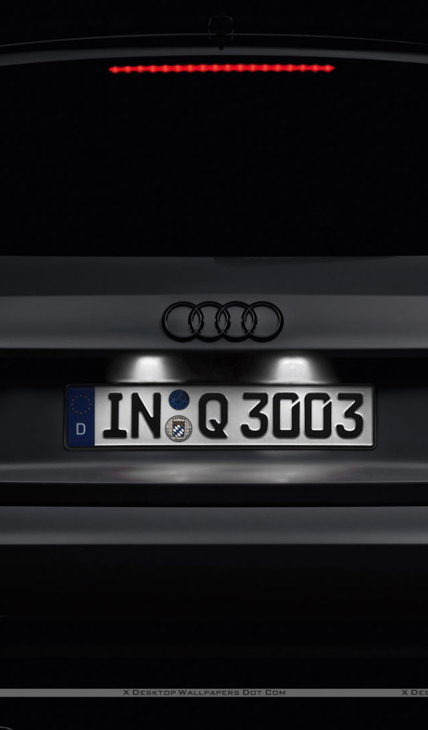 Автомобиль марки Audi модели q3