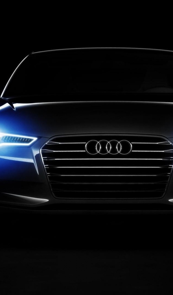 Автомобиль марки Audi модели rs7