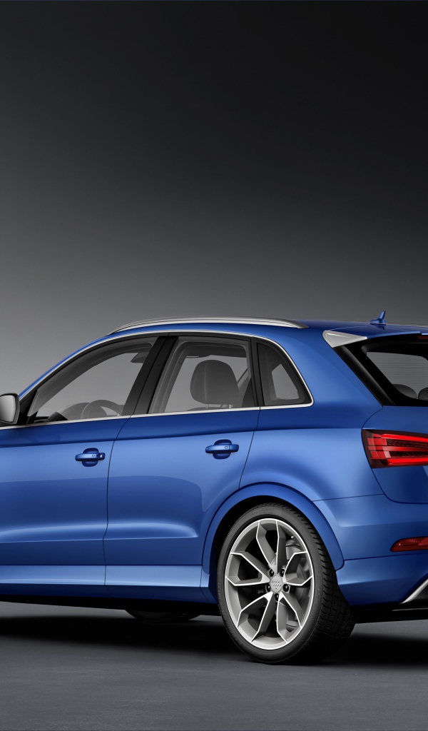 Дизайн автомобиля Audi RS Q3 2014 года