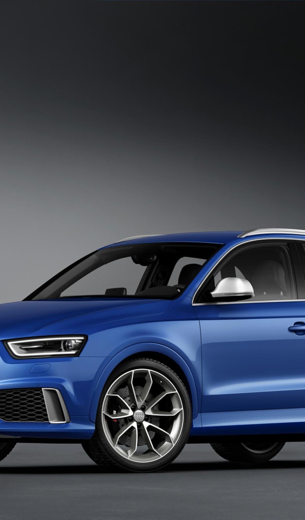 Новый автомобиль Audi RS Q3 2014 года