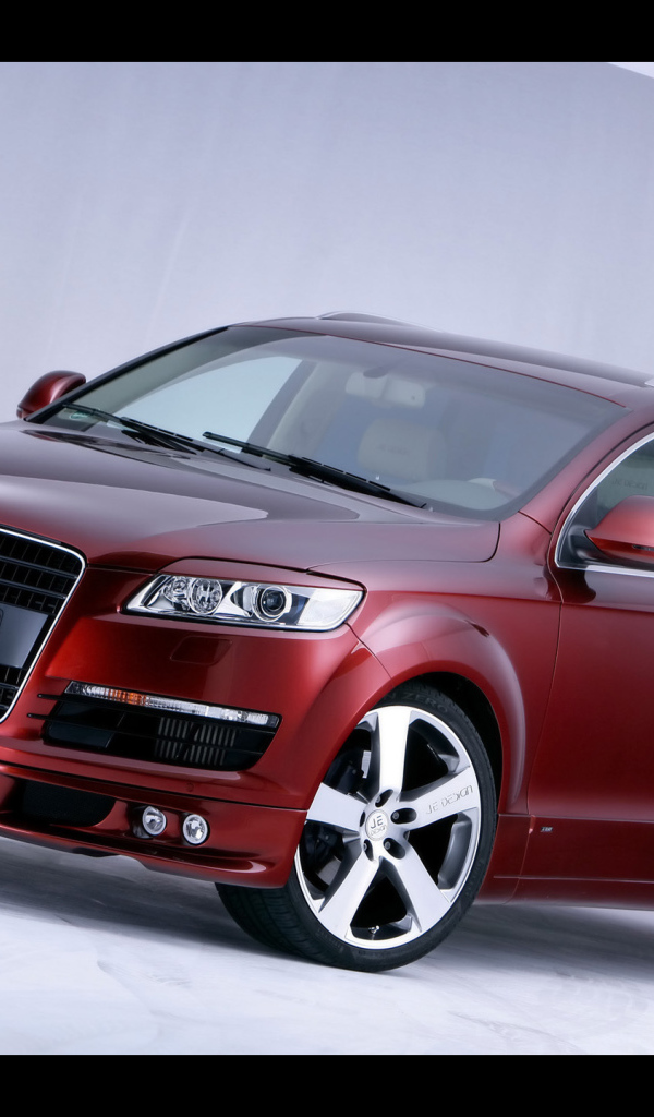 Новая машина Audi q7