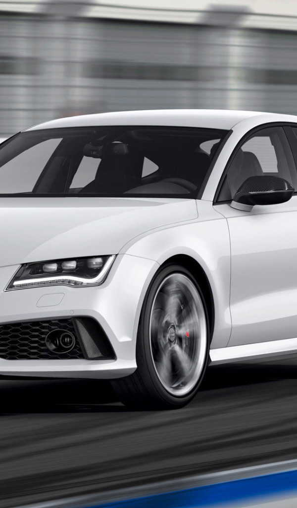 Новый автомобиль Audi rs7