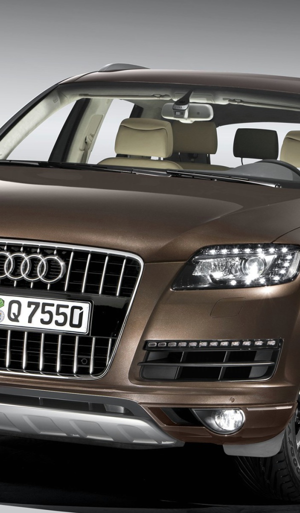 Надежный автомобиль Audi q7