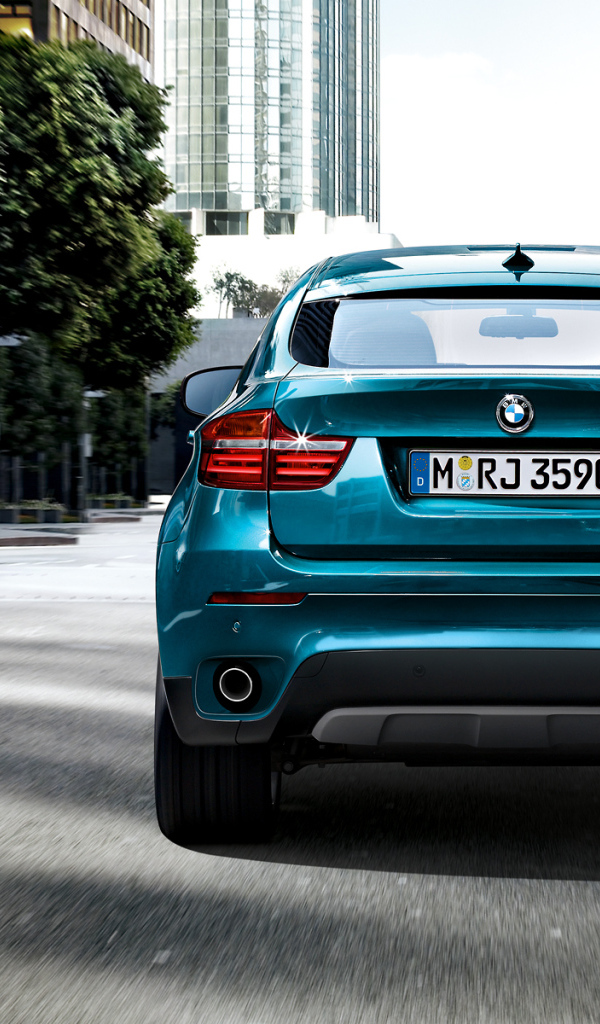 Надежный автомобиль BMW X6 2014 года