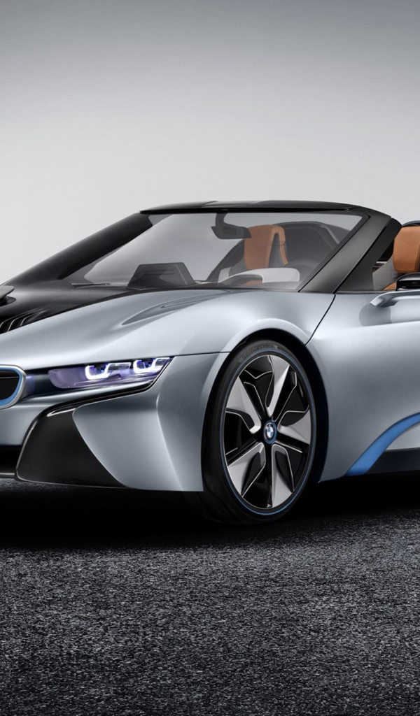 Серебристый Bmw i8 spyder