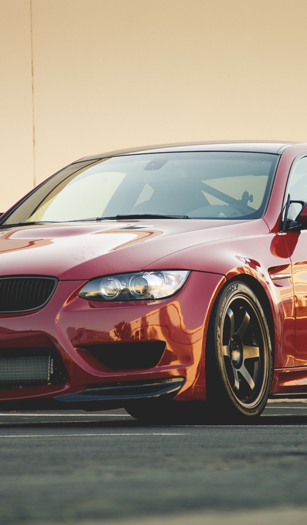 Красный BMW E-92