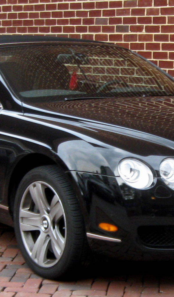 Роскошный Bentley Continental GT