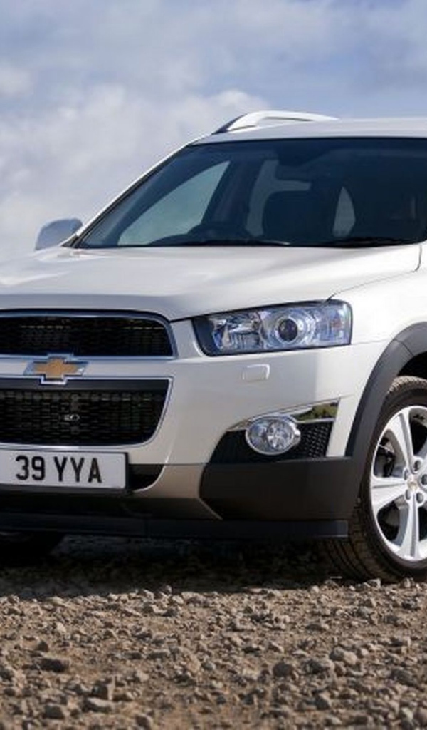 Надежный автомобиль Chevrolet Captiva 2014