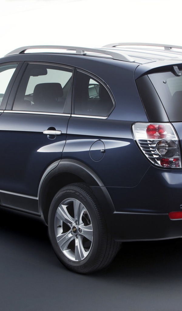 Надежная машина Chevrolet Captiva 2014