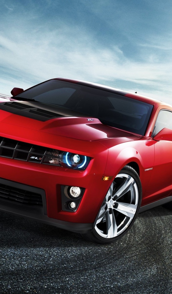 Красный Chevrolet Camaro