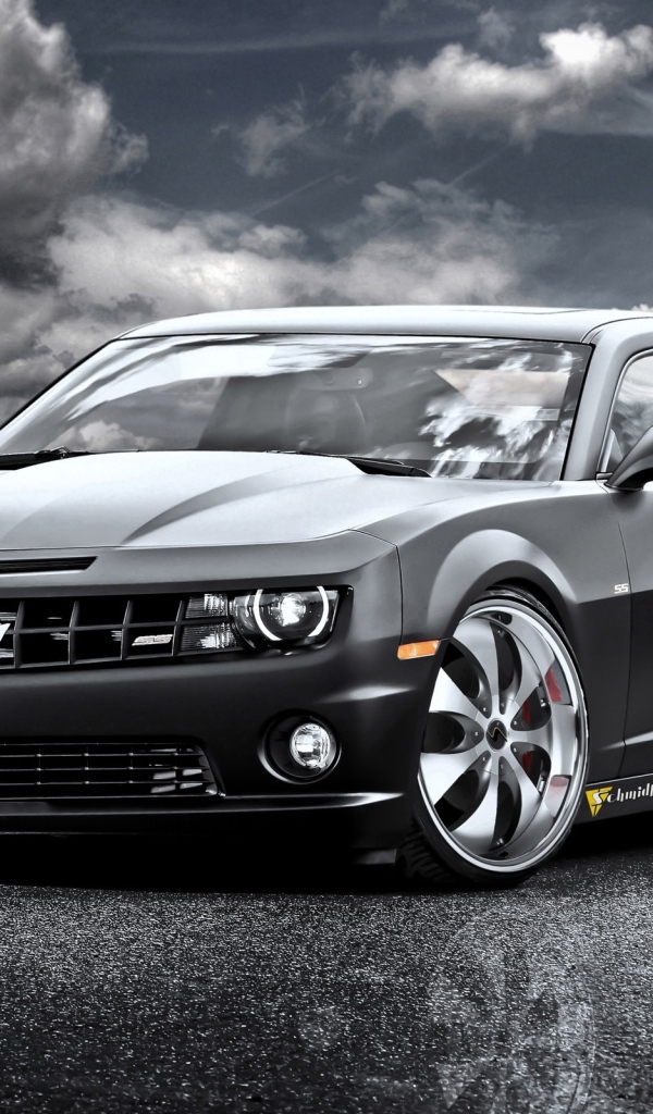 Черный Chevrolet Camaro SS