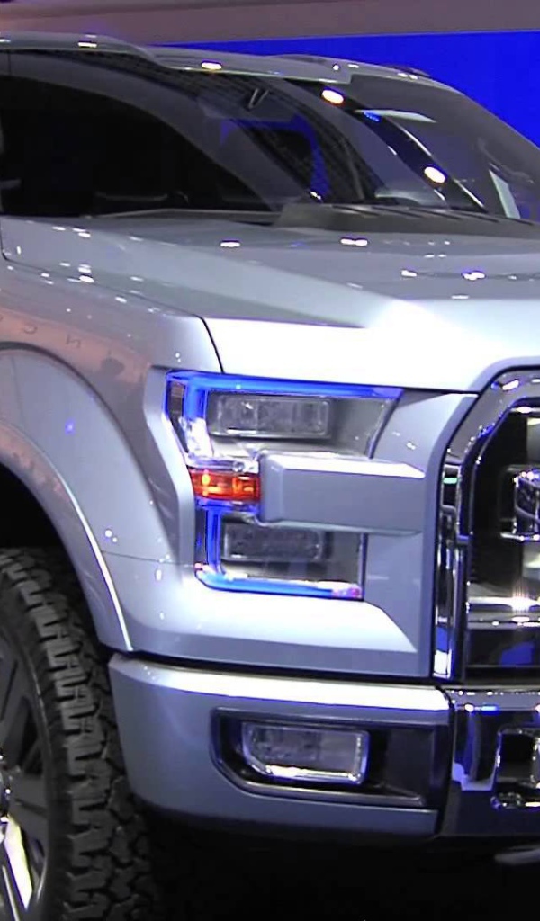 Красивый автомобиль Ford Atlas 2014