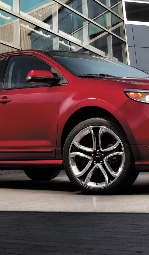 Автомобиль марки Ford модели Edge 2014