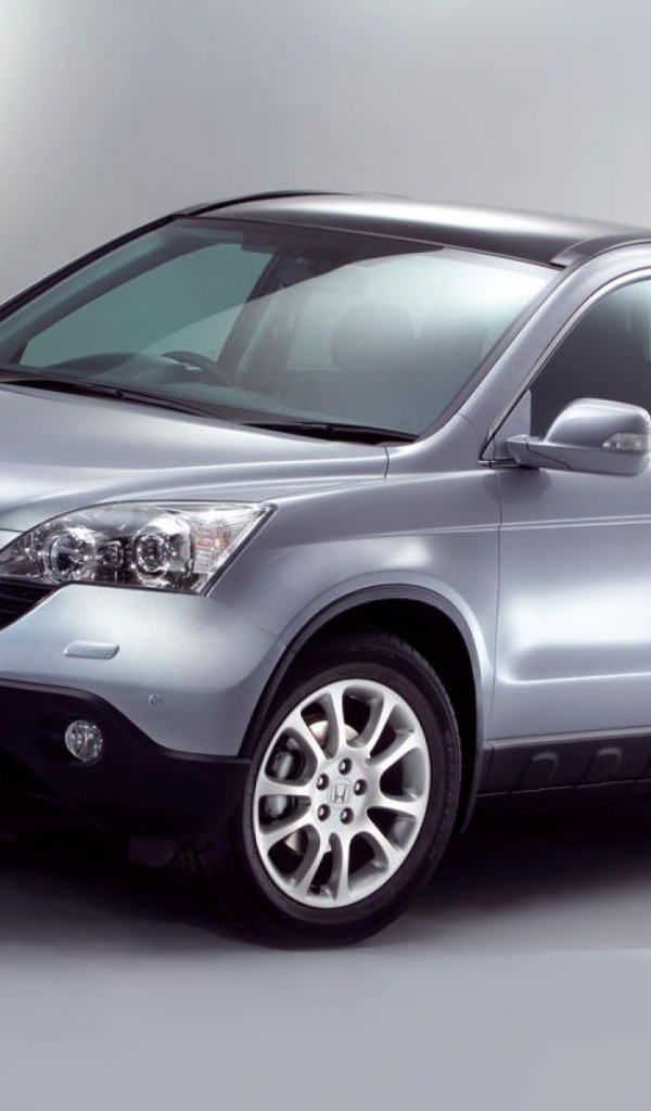 Красивый автомобиль Honda CR V