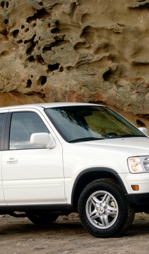 Красивый автомобиль Honda CR V в Москве