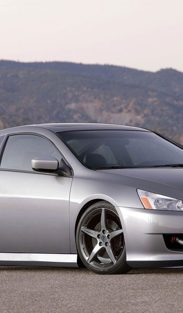 Красивый автомобиль Honda Prelude club