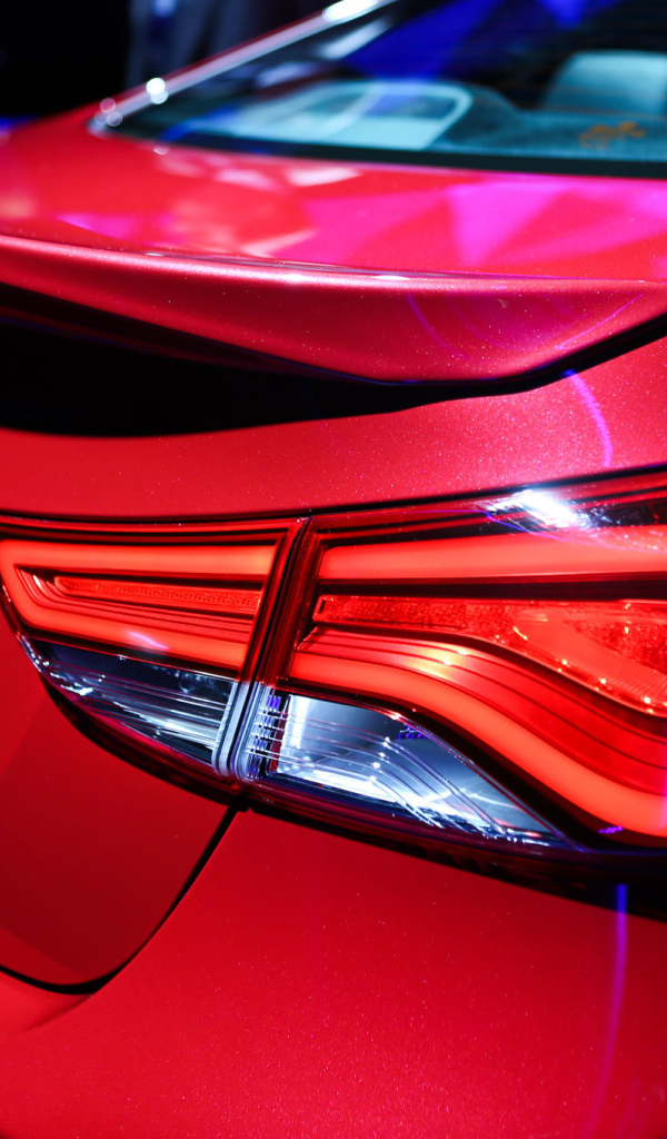 Красивый автомобиль Hyundai Elantra 2014 в Москве