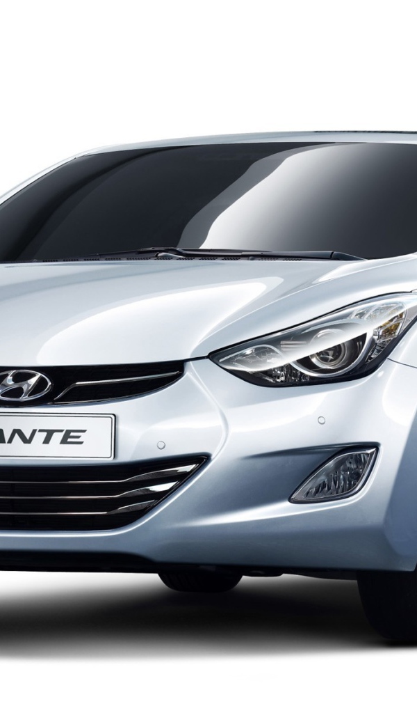 Красивый автомобиль Hyundai Elantra в Москве