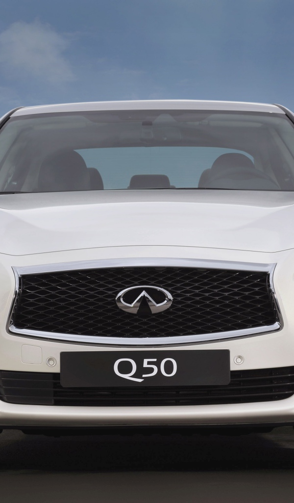 Тест драйв автомобиля Infiniti Q50 2014 года