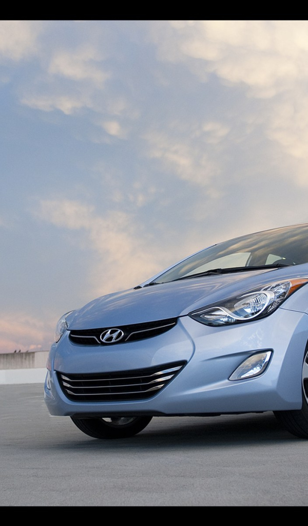 Фото автомобиля Hyundai Elantra