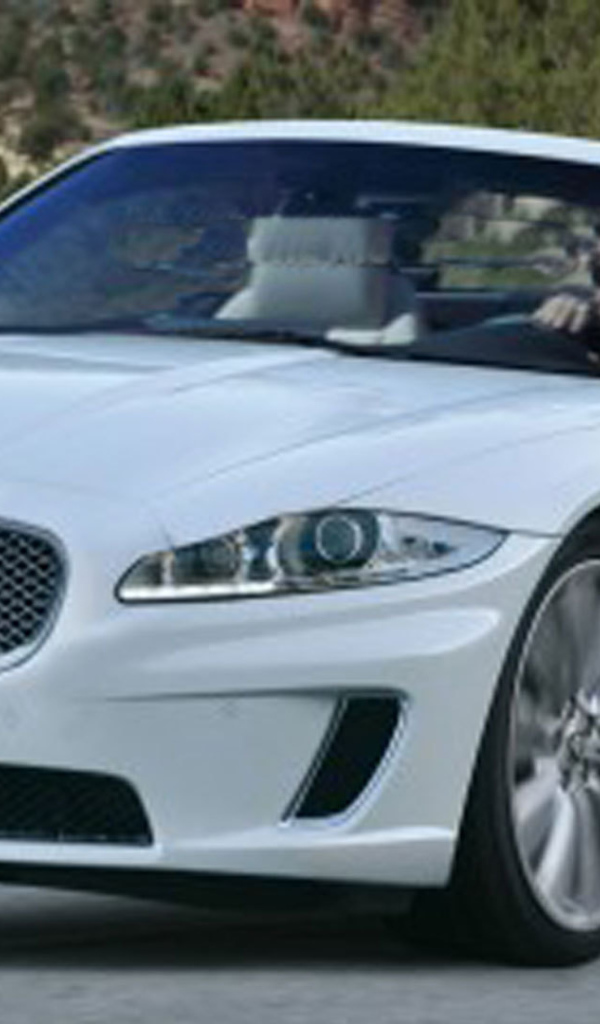 Кабриолет Jaguar XF