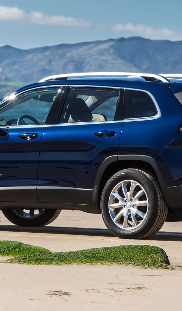 Надежный автомобиль Джип Гранд Чероки 2014