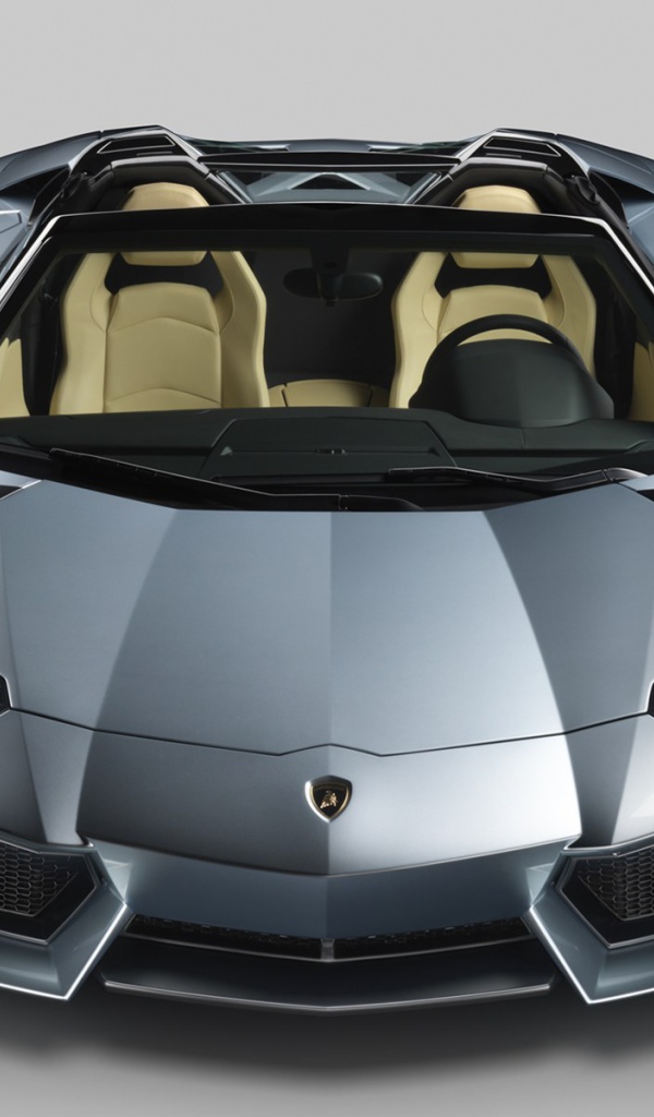 Автомобиль марки Lamborghini модели Avendator 2014
