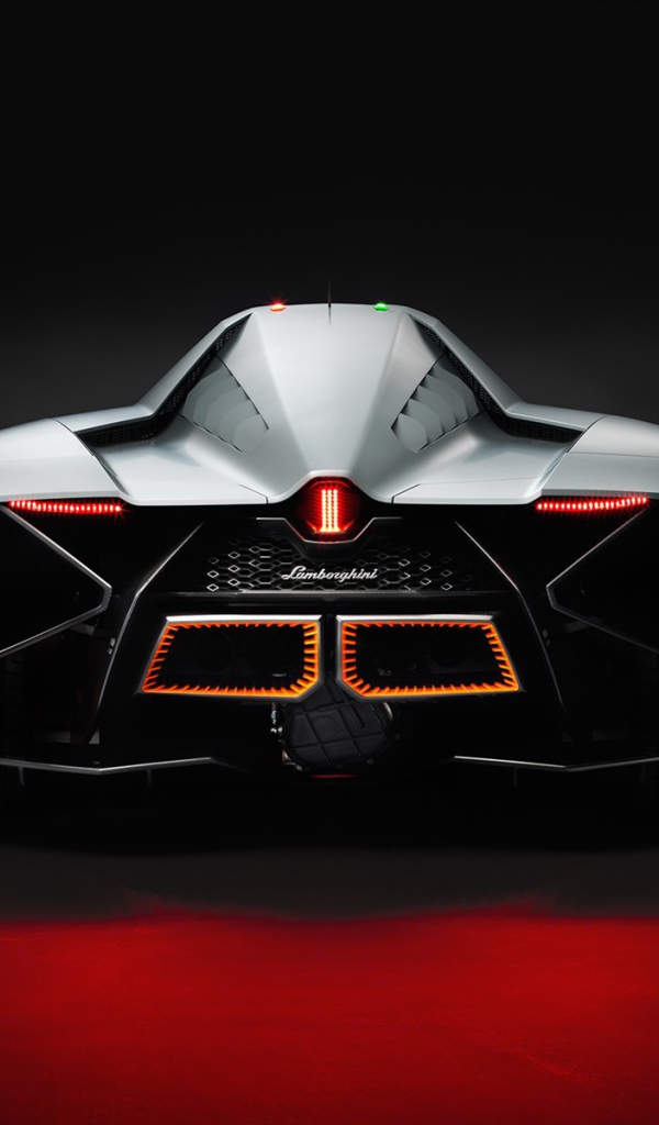 Автомобиль марки Lamborghini модели Egoista