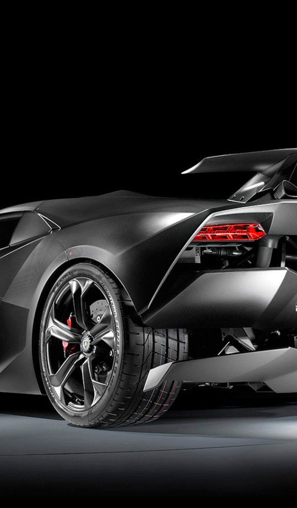 Дизайн автомобиля Lamborghini Sesto Elemento