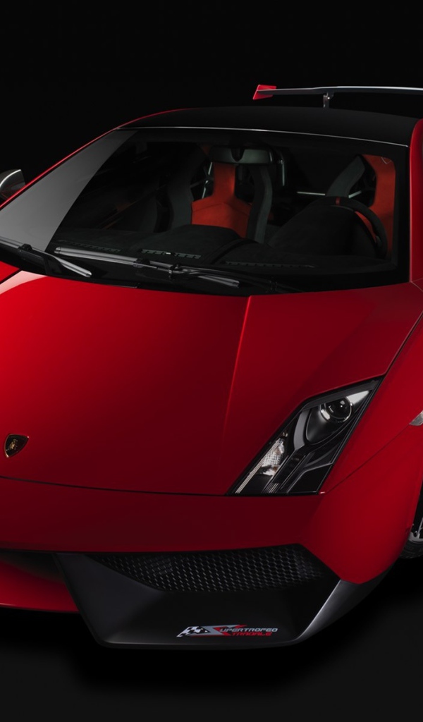 Красный Lamborghini gallardo super