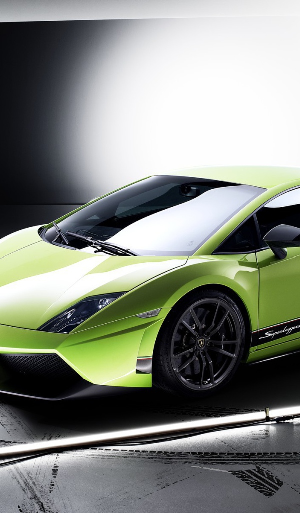 Новый автомобиль Lamborghini Gallardo