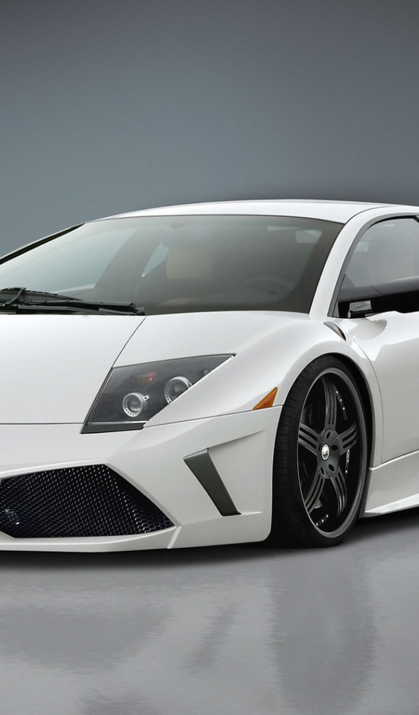 Белый Lamborghini Murcielago