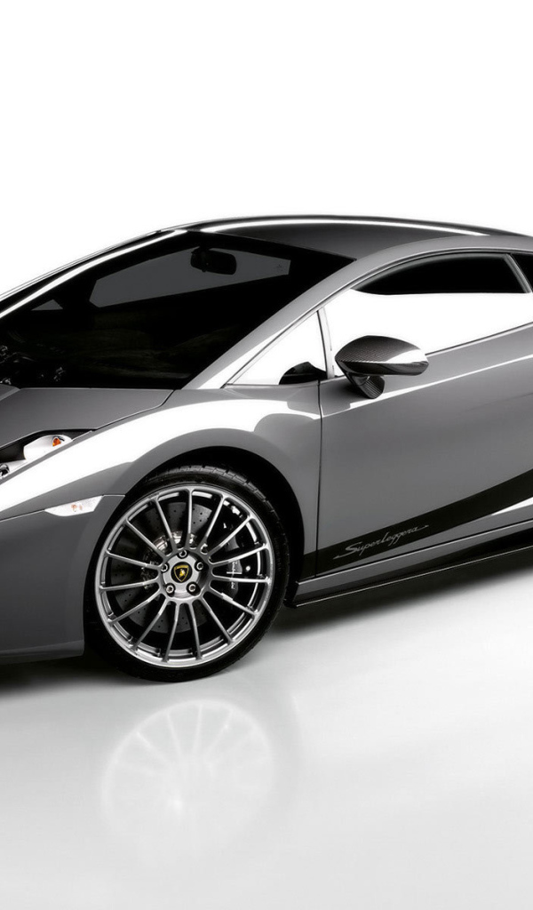 Новая машина Lamborghini Gallardo