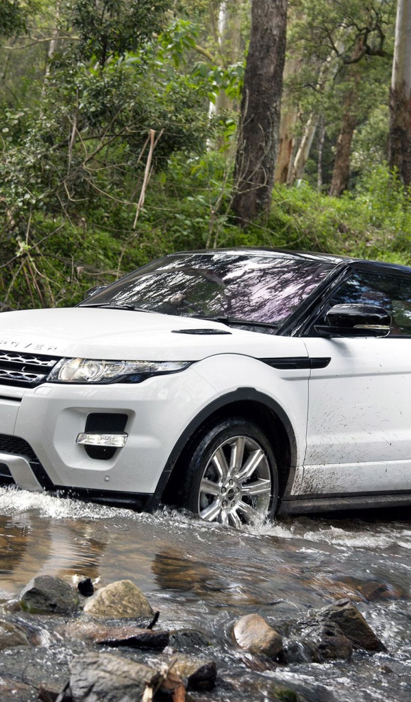  Надежный автомобиль Land Rover A8