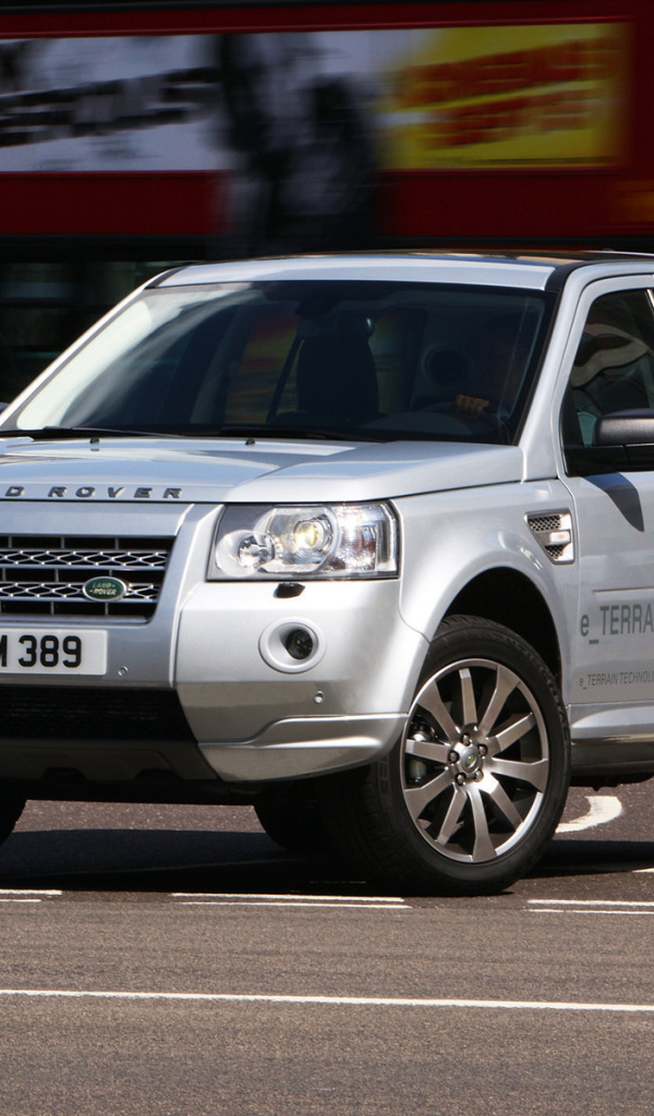  Надежный автомобиль Land Rover Freelander 2