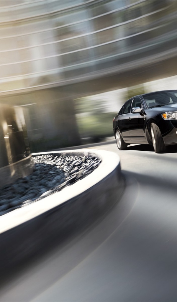 Автомобиль марки Lincoln модели MKZ