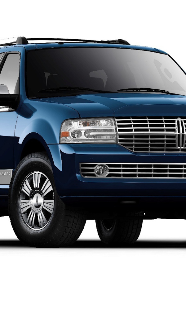 Автомобиль марки Lincoln модели Navigator 2014