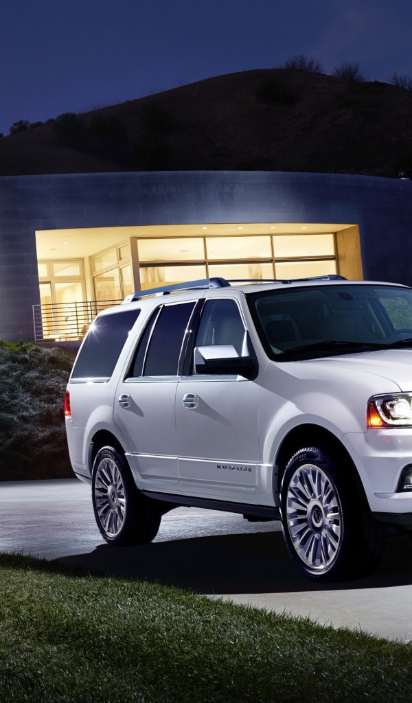 Дизайн автомобиля Lincoln Navigator 2014
