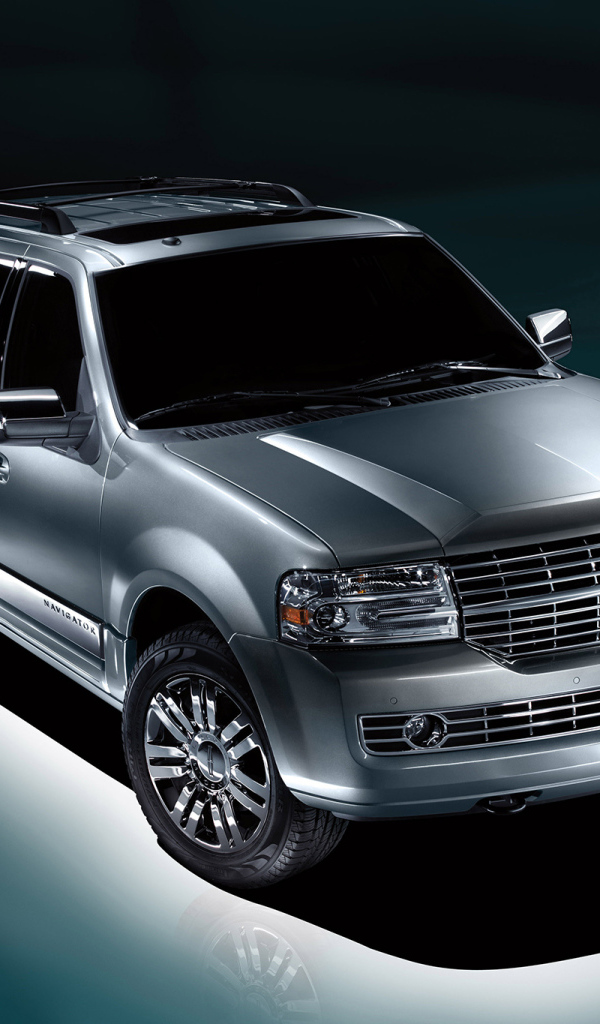 Надежная машина Lincoln Navigator 2014