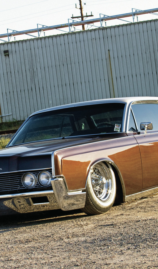 Тест драйв автомобиля Lincoln Continental