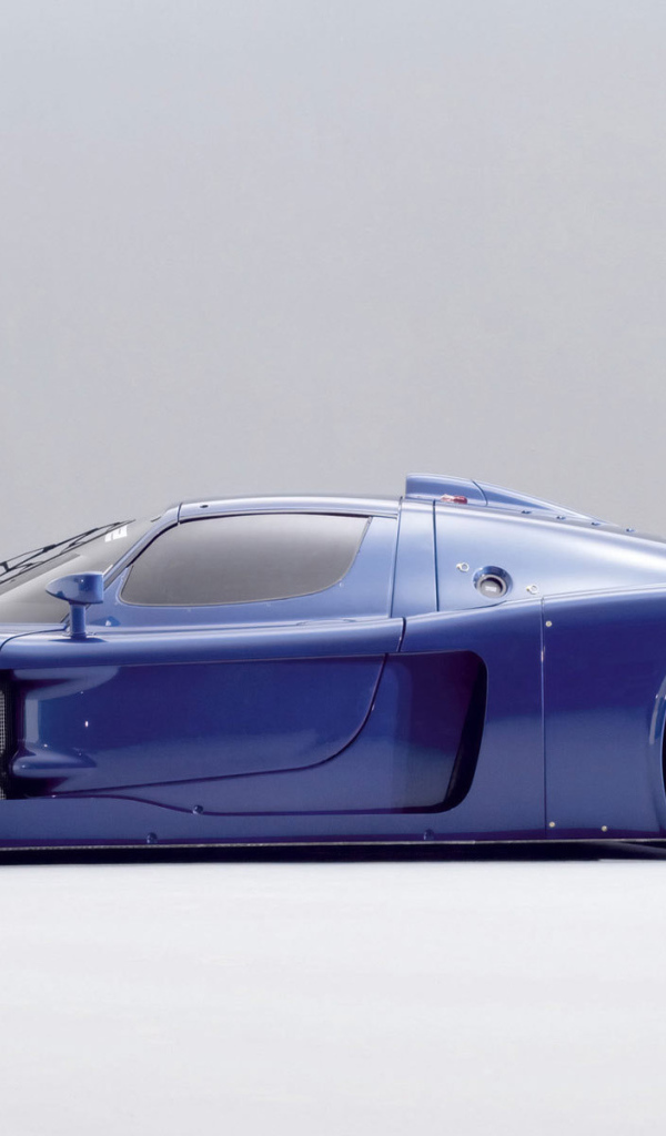 Надежный автомобиль Maserati MC12