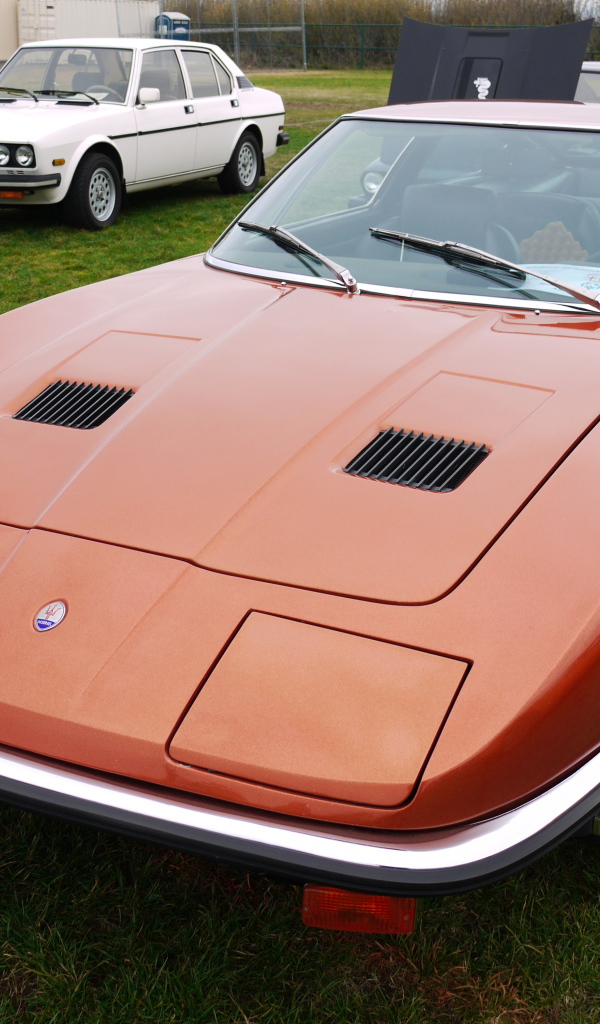 Надежная машина Maserati Indy