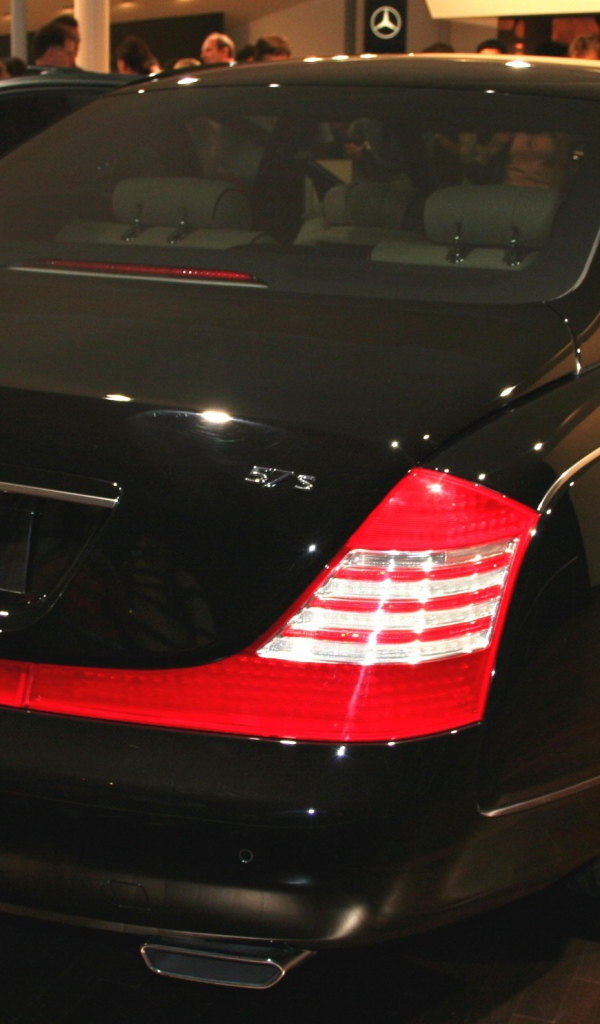  Надежный автомобиль Maybach  57