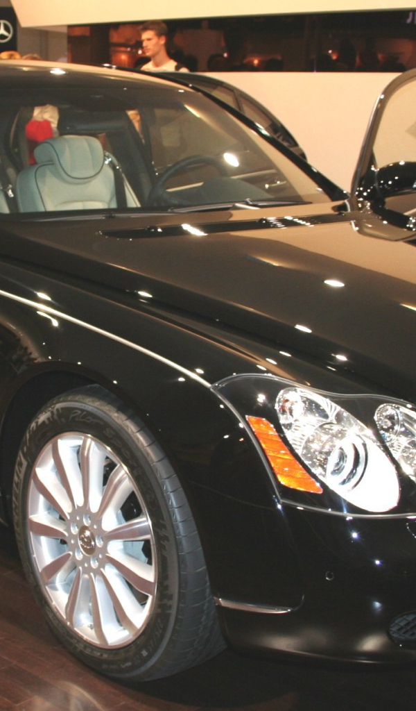 Новая машина Maybach  57