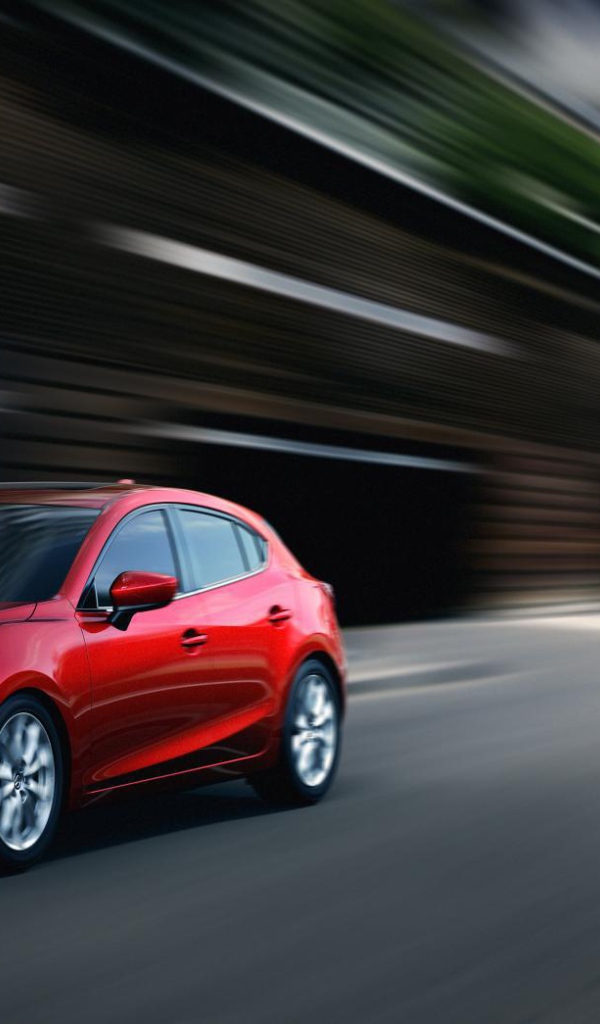 Новый автомобиль Mazda 3 2014