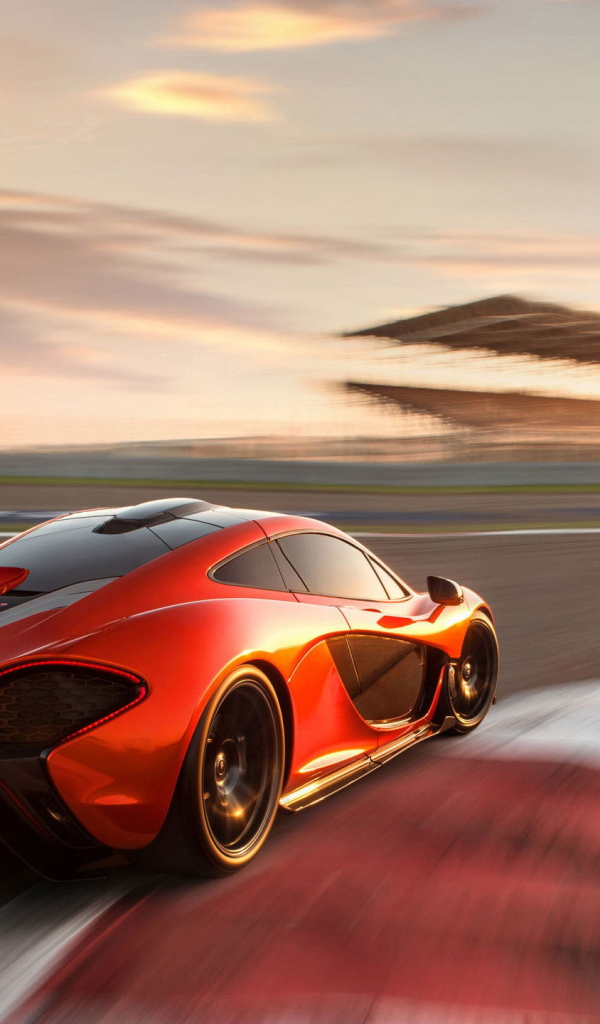 Надежный автомобиль McLaren P1 2014